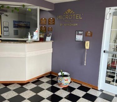 Amarillo Hotel | Longhorn Inn & Suites