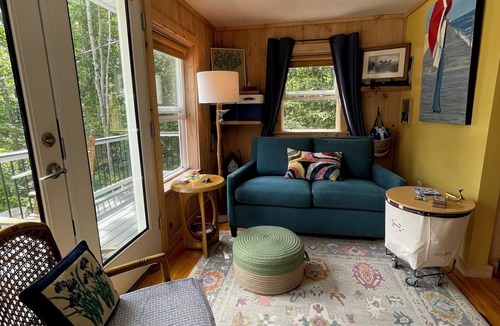 Raymond Cottage | Loon Call Cottage: 1 min. Walk to Little Sebago Lake Front + Hot Tub & Canoe