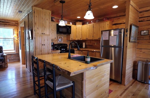 Drummond House | Loon Loft on Drummond Island