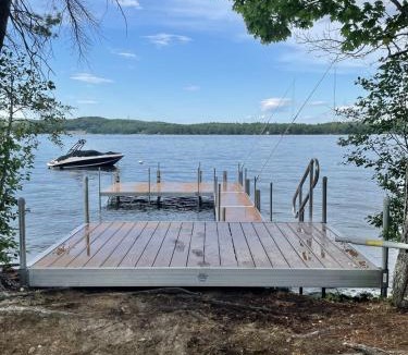 Naples Villa | LOONS VIEW LIMIT 20