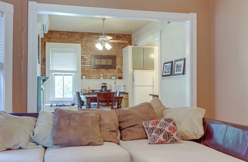 Old Louisville Apartment | Louisville Apartment ~ 2 Mi to Downtown & Derby!