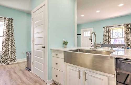 Taylor Berry House | Louisville Getaway < 1 Mi to Churchill Downs!