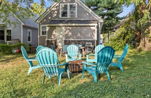 Saint Joseph House | Louisville Haven With BBQ Fire Pit & Private Yard