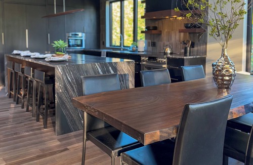 Brainerd House | Love Lake Luxury-Modern Retreat in Brainerd- Sleeps 10