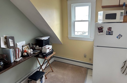 Salem Condo | Lovely 1-bedroom condo with AC in charming Salem