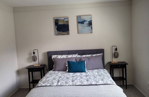 Harper Woods Apartment | Lovely 1 Bedroom. Home away from home!