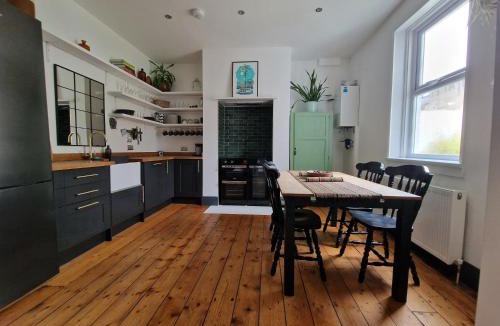 Whitley Bay House | Lovely 3 bedroom Whitley Bay Townhouse.