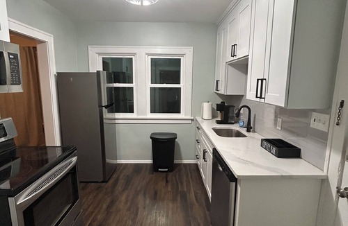 Lakewood House | Lovely 4-bedroom house with AC in charming Lakewood- full duplex, 2 units