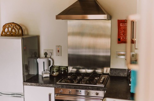 City Centre Glasgow Apartment | Lovely Bohemian Apartment in Heart of City Life