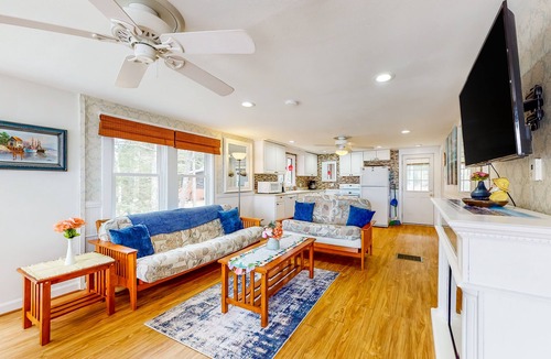 South Sanford House | Lovely lakefront home with deck, fire-pit, grill, private dock & pet friendly