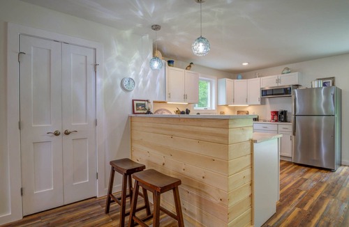 Standish House | LOVELY, LUXURY, NEW BIG SEBAGO HOUSE, WATER ACCESS, INCLUDES DOCK & MOORING