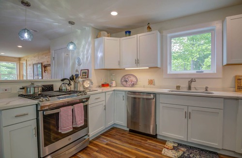 Standish House | LOVELY, LUXURY, NEW BIG SEBAGO HOUSE, WATER ACCESS, INCLUDES DOCK & MOORING