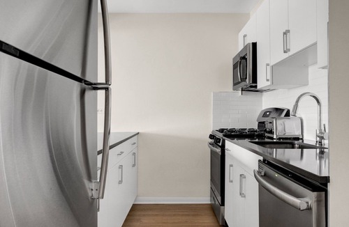 West End Apartment | Lovely Spacious Beacon Hill 1BR w/Views, Gym by Blueground
