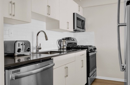West End Apartment | Lovely Spacious Beacon Hill 1BR w/Views, Gym by Blueground