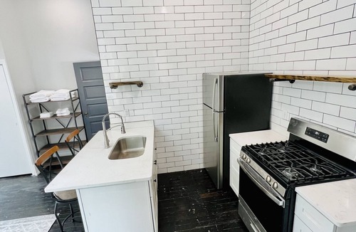 Walnut Hills Apartment | Lovely Studio in the Hills of Eden