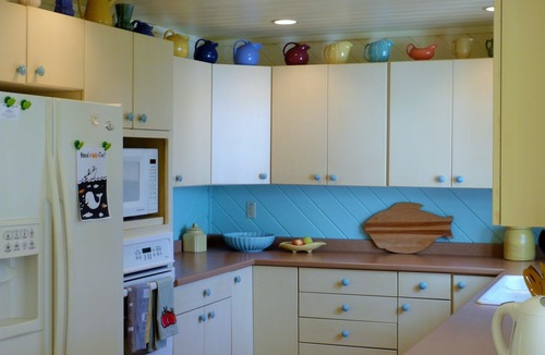 New Harbor House | Lovely waterfront cottage on Pemaquid Harbor. Weekly stays Saturday to Saturday.