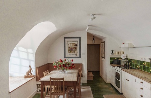Jedburgh Villa | Lovingly restored castle in the Scottish Borders