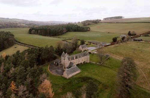 Jedburgh Villa | Lovingly restored castle in the Scottish Borders