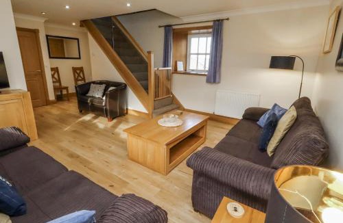 Embleton House | Low Croft