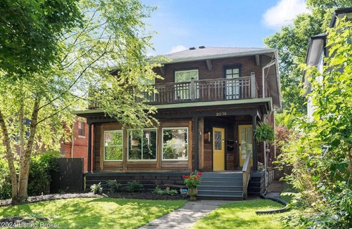Bonnycastle Apartment | Loxley’s Haven on Sherwoodn