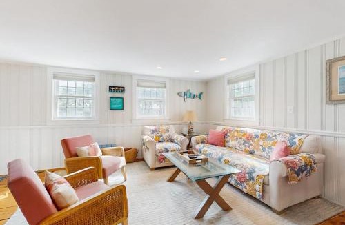 West Chatham House | Lucky Number Seven