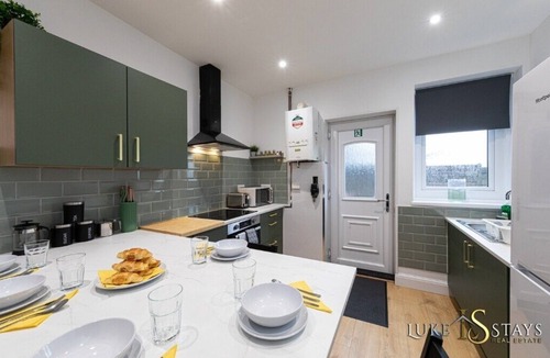 Newcastle-upon-Tyne House | Luke Stays - Grace Street