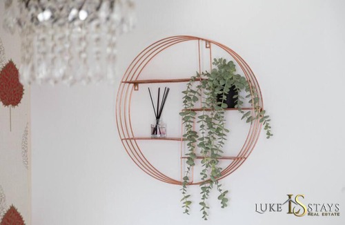 Newcastle-upon-Tyne Apartment | Luke Stays - Holystone Haven
