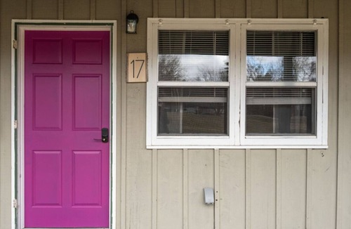 Balsam Lake Apartment | Lumber Jill Lodge #17 – King Suite
