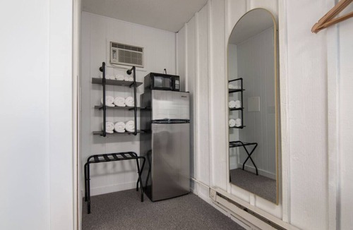 Balsam Lake Apartment | LumberJill Lodge #2 | Double Full Room
