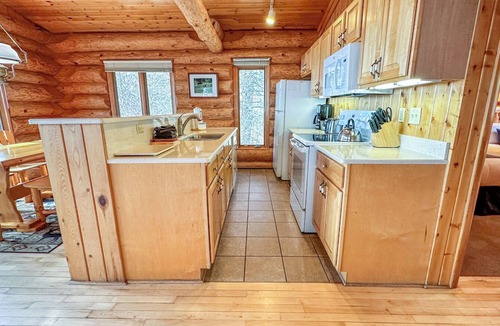 Tofte Cabin | Lutsen Log Cabin 410 - Lusen, Minnesota - Lake Superior - Cascade Vacation Renta