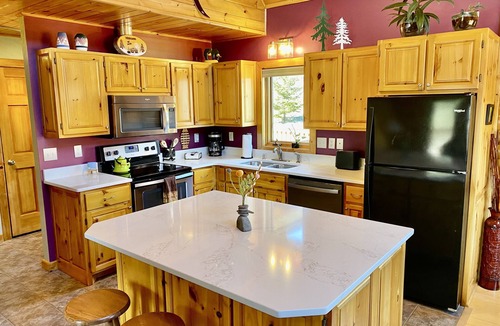 Lutsen Cabin | Lutsen Log Lodge! Ski, Hike, Golf & Bike