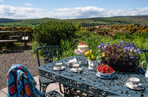 Newcastleton Cottage | Lux cottage 3 beds 3 baths, dog friendly, mountain biking, walking on doorstep