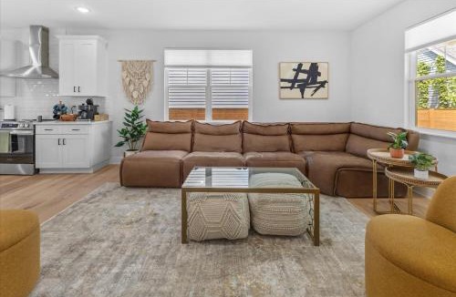 Holy Cross House | Lux House & Carriage house Furnished for Comfort