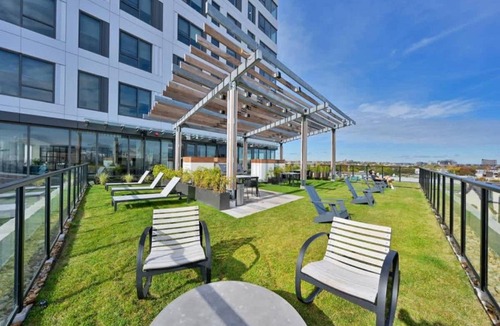 Central Square Apartment | Lux Studio 2xQueen beds Gym near MIT Harvard