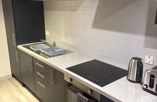 Wolverhampton Apartment | Lux Wolverhampton Stay Near Molineux Stadium