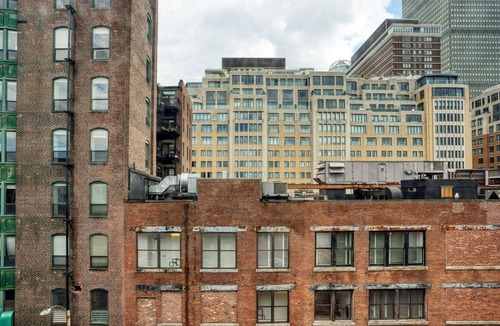 Back Bay Apartment | Luxe Back Bay 1BR w/W/D, near Green Line, by Blueground