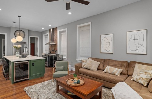 Soulard House | Luxurious Historic Soulard Home | Hot Tub & Patio