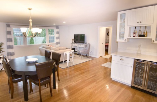 East Falmouth House | LUXURIOUS NEWLY RENOVATED VACATION HOME in GREAT HARBORS! amenities POOL ,TENNIS