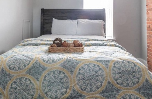 Midtown Apartment | Luxury 2BR ★ Midtown ★ Parking