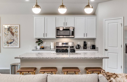 Tulsa House | Luxury 4 bedroom house! Only 5 Min to BOK + Downtown Tulsa
