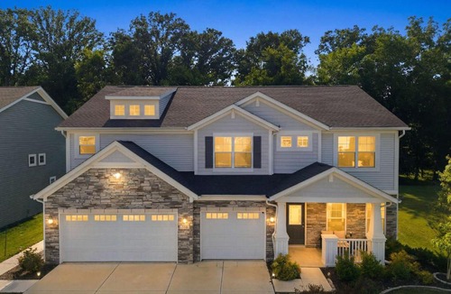 Acton House | Luxury 5BR Estate Backyard Jacuzzi Gazebo & Outdoor Kitchen
