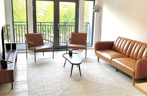 Quincy Apartment | Luxury apartment in the heart of Quincy
