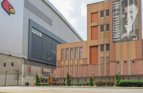 East Market District Apartment | Luxury apartment in Louisville
