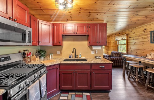 Luzerne Cabin | Luxury Cabin with Hot Tub! Private 10 Acres, Garage game room, Hiking/ORV Trails