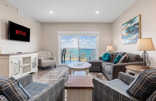 Traverse City Apartment | Luxury Downtown 2BDR Lake View 2nd Floor Condo on West Bay 202W