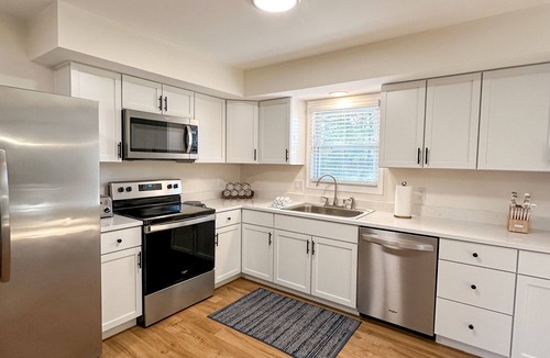 Radcliff House | Luxury furnishings, space for everyone. Great location!