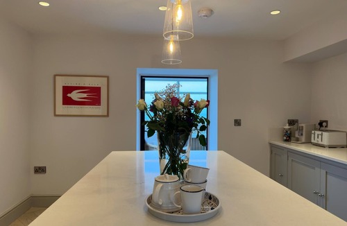 Seahouses House | Luxury Holiday Cottage Sleeps 8, near the beach between Bamburgh and Seahouses