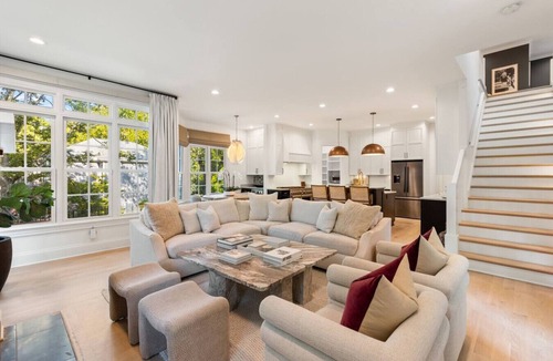 Nashville Apartment | Luxury Home in Green Hills with Garage and Fenced Yard