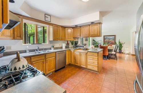 Delavan Cottage | Luxury Lake Geneva cottage w/sauna + hot tub + geodesic dome on 2-acres