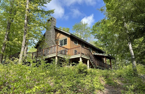 Wetmore House | Luxury Lake Home, Fireplace, wood fired pizza oven, Secluded! Pictured Rocks!